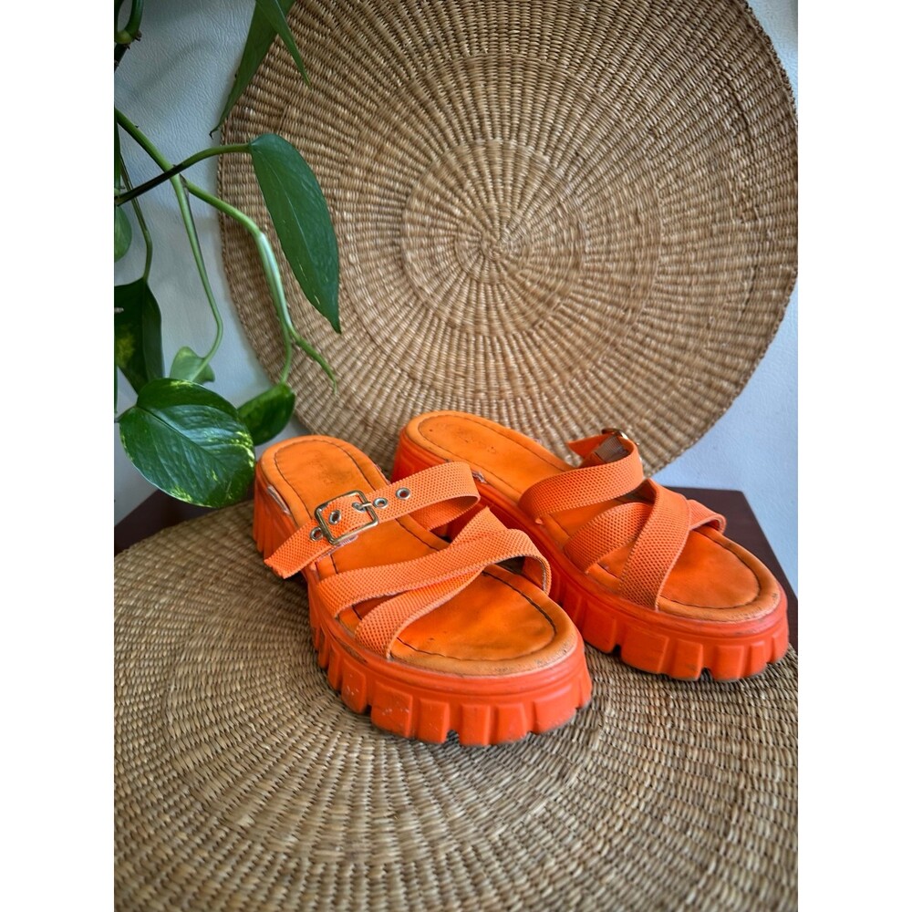Women’s size 8 orange sandals